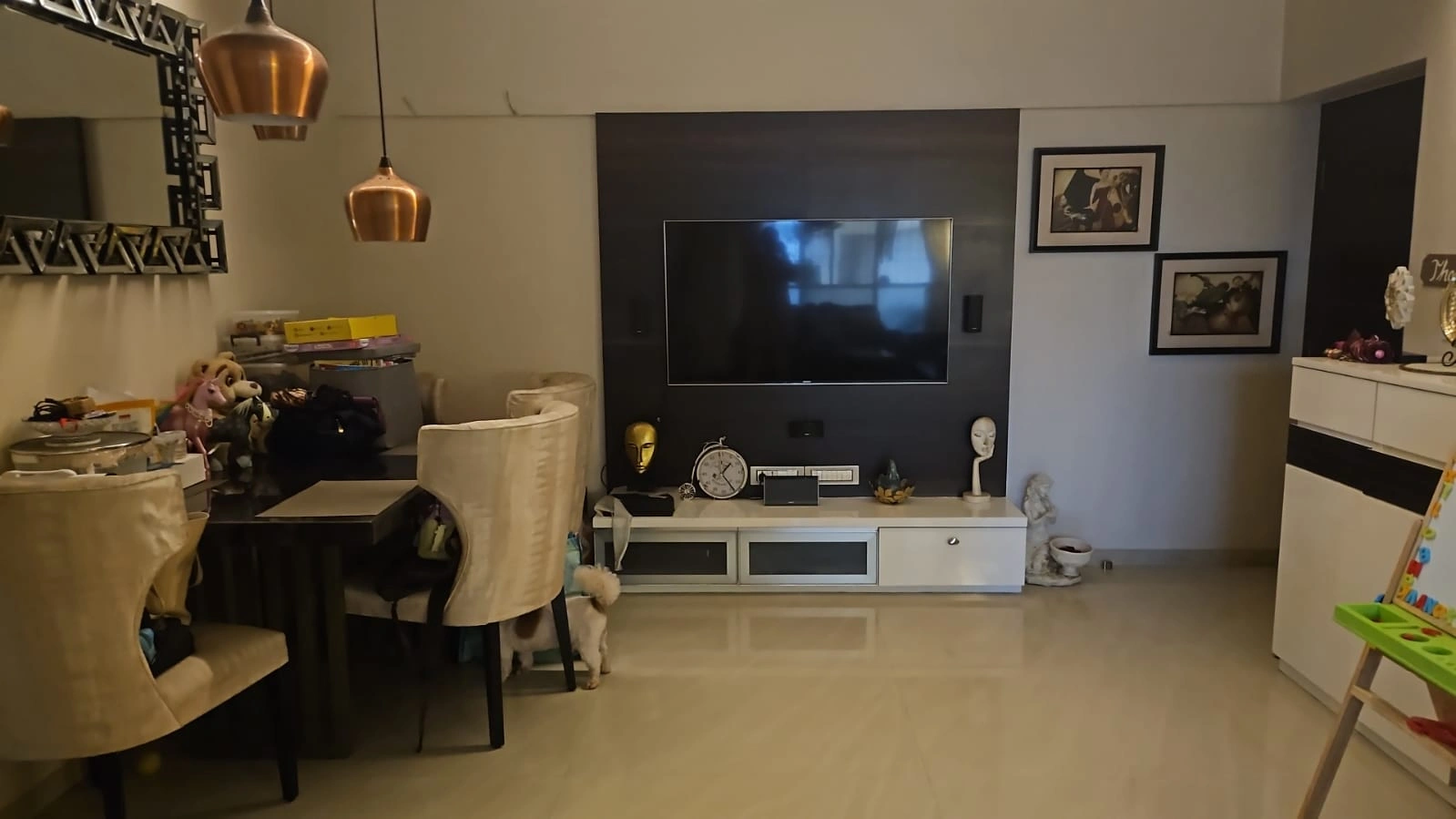 2 BHK Flat for Sale in romeil diva , Malad West
